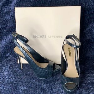 BCBGeneration Platform Snakeskin Peep Toe Heel 8.5